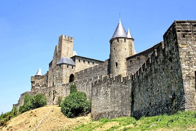 Srednjeveško mesto v obzidju Carcassonne.